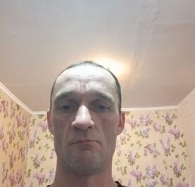 Денис Овчаров